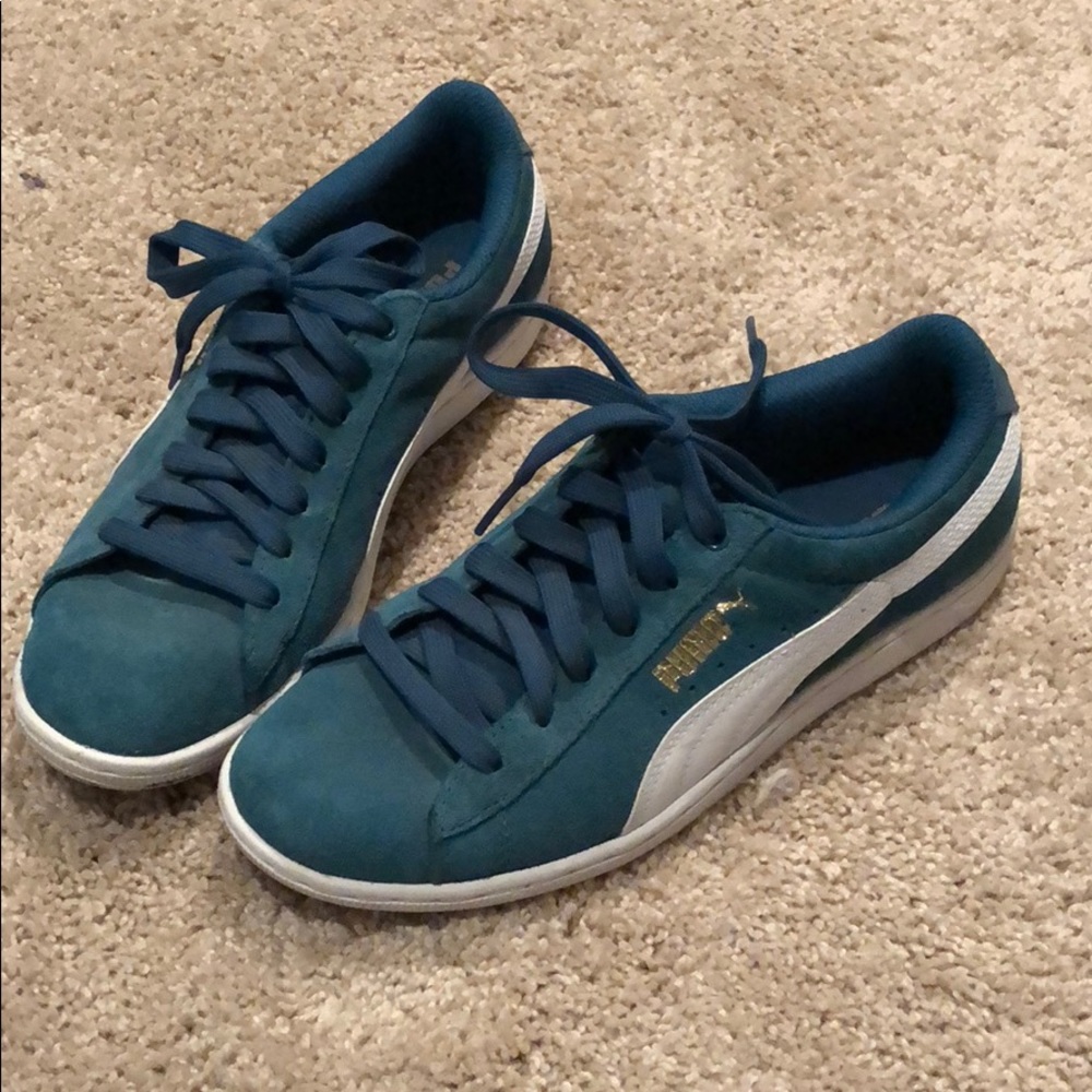 Women’s Puma shoes 6.5